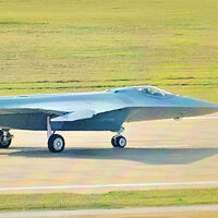 Creíamos que el J-20 era la gran joya furtiva de Pekín: las nuevas imágenes del J-50 demuestran que había algo más en desarrollo