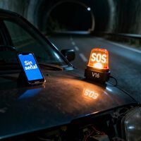 La baliza V16 exige menos conexión que un meme y por eso funciona donde tu móvil no tiene red para emergencias