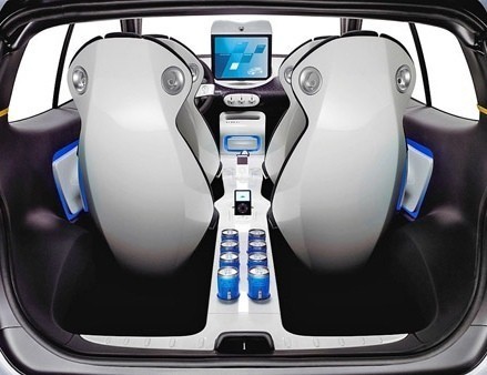 Twingo Concept, con dos docks para el iPod