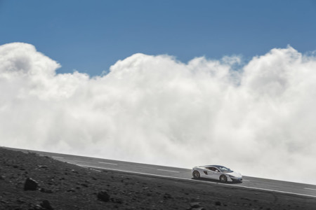 El McLaren 570GT pasea por Tenerife en estas 24 espectaculares imágenes
