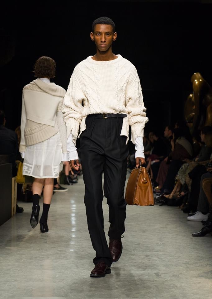 Foto de Burberry Otoño-Invierno 2017/2018 (23/26)