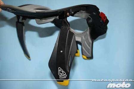 Leatt Brace STX Road