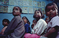 Urnas para evitar el maltrato infantil en la India