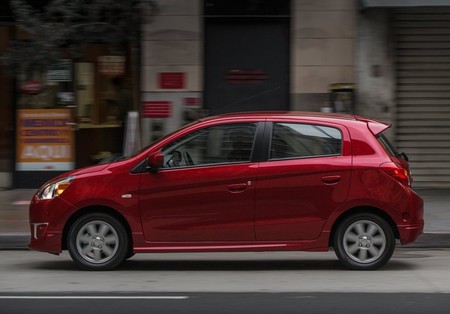 Mitsubishi Mirage 2014 1024 04