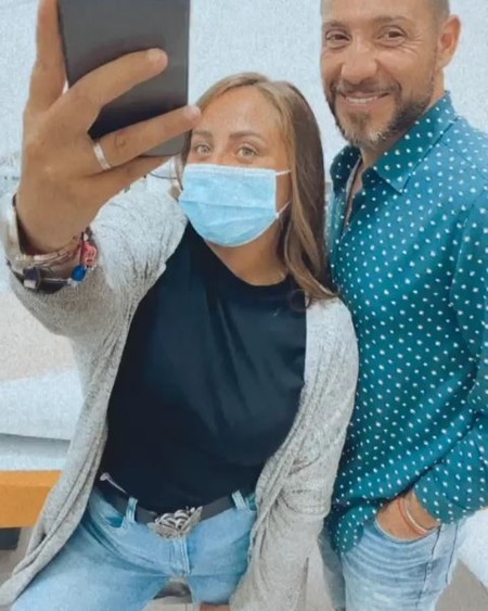 Rocío Flores pesca en el baúl de los recuerdos esta foto de su infancia y le manda un comentarito acidito a su madre Rociíto Carrasco