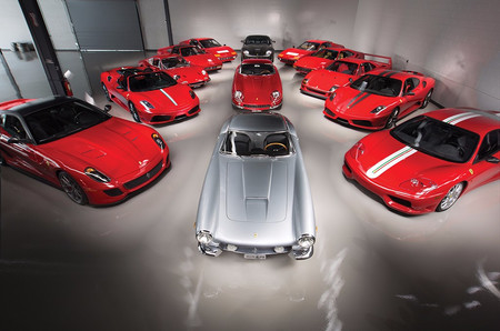 La colección Ferrari Performance se vende por 287 millones de pesos
