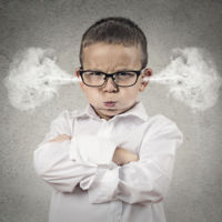 Si vas a castigar a tu hijo cuidado con lo que se te ocurre: un padre mató sin querer a su hijo sentándose encima