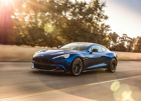 El próximo deportivo de motor central de Aston Martin podría llamarse Vanquish