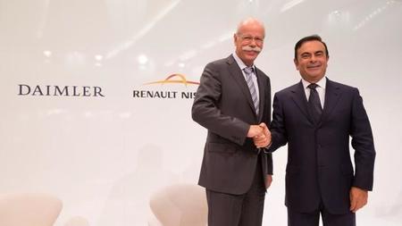 Nissan y Daimler formalizan alianza para producir autos en México