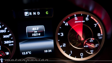 Mercedes-Benz A 45 AMG, prueba
