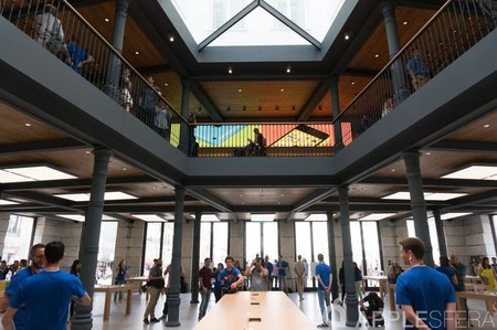 アップルストアの店内