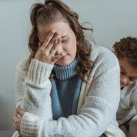 Qué hacer si pillas 'in fraganti' a tu hijo haciendo algo que no debería