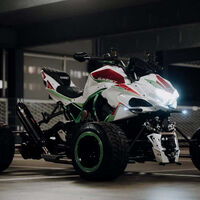 El quad Kawasaki H2 existe. Se pone a 200 km/h, tiene motor turbo de 200 CV y ni siquiera tiene miedo a las multas