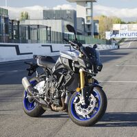 Una nueva Yamaha MT-10 está en camino: mejores prestaciones, más tecnología y otros cambios 