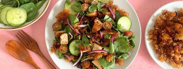 Esta receta me ha hecho cocinar siempre arroz de más: lo tuesto en el horno y hago con él una ensalada