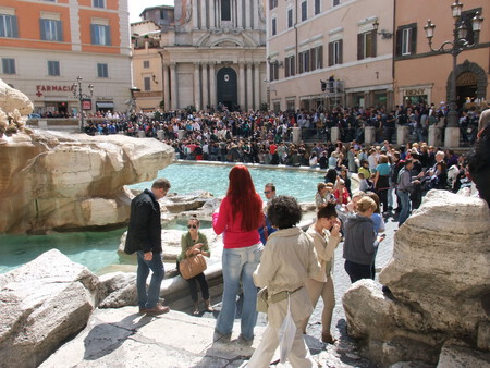 Trevi Tourists