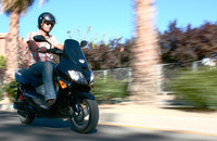 Kyoto Edison, el primer scooter eléctrico con 120 km de autonomía