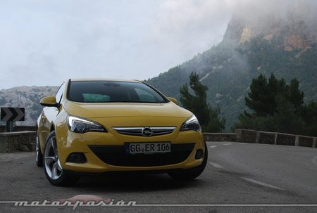 Opel Astra GTC