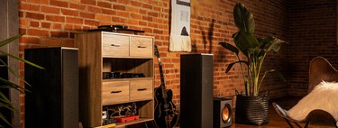 La tela frontal de tus altavoces está ahí por algo: razones por las que no es conveniente dejarla siempre quitada