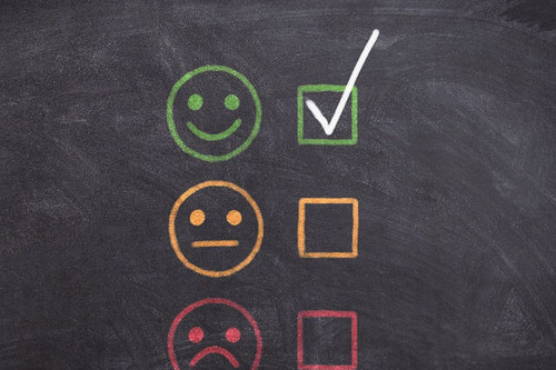 Comprar reseñas positivas para nuestro negocio, el atajo que puede salirnos muy caro