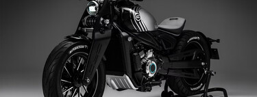 CFMoto se saca de la manga una musculosa bobber china que  parece la hermana perdida de una Harley-Davidson