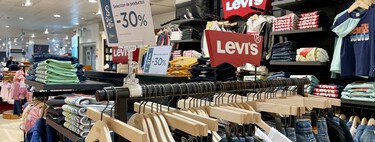 Levi’s está liquidando a precio de outlet sus pantalones chinos más cómodos y versátiles
