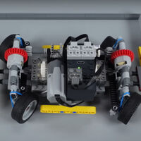 Así evoluciona un coche de LEGO hasta convertirse en el arma definitiva de los aparcamientos en paralelo