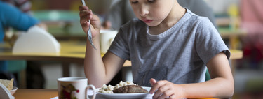Los niños comen demasiada carne: cómo compensar su dieta para una alimentación saludable