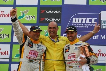 Gabriele Tarquini y SEAT son los campeones del Mundo de Turismos