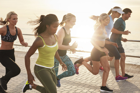 Correr o caminar: ¿qué elegir para adelgazar o mejorar la salud?