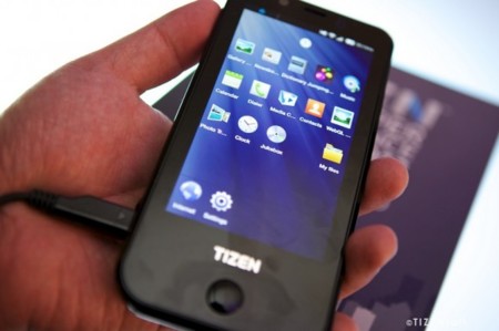 HTC también parece estar interesada en Tizen