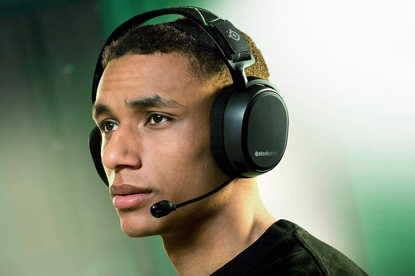 0SteelSeries Arctis 9X