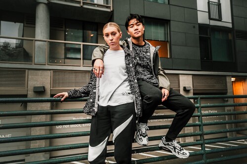 30% de descuento en camisetas, pantalones, chándales o sudaderas Nike con el código de descuento SUMMER21