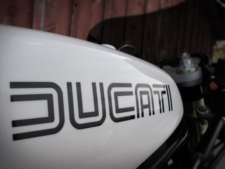 Ducati 900SS