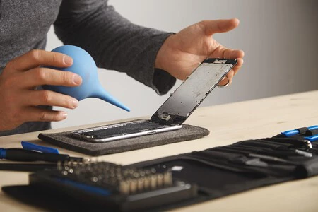 Telephone 8319510 1280