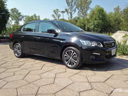 Peugeot 301
