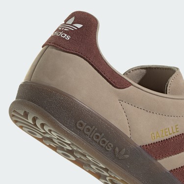 Más elegantes que las samba, estas zapatillas rebajadas de Adidas color khaki son las aliadas perfecta para cualquier look 