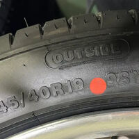 Puntos amarillos y rojos en las llantas del carro: ¿qué significan y para qué sirven?