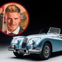 Un clásico de 1954 con motor del futuro: el capricho de 500.000 euros que David Beckham dio como regalo de bodas a su hijo