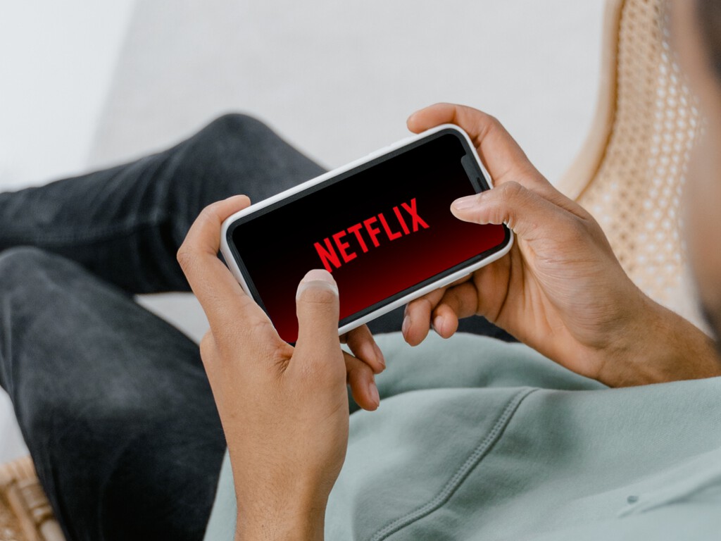 Netflix y HBO Max ya se frotan las manos con el inminente regreso de sus dos series españolas de más éxito 
