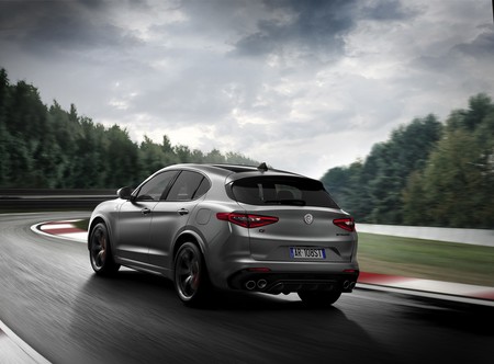 Alfa Romeo Stelvio Giulia Quadrifoglio Nring 2018 6