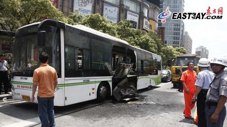Incendio-Bus-Shanghai-2