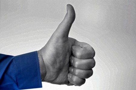 Cheque regalo: Facebook pagó 1,5 millones de dólares a los que ayudaron a resolver 'bugs'