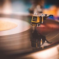 La mejor colección de vinilos son los que acumularon nuestros padres: ahora puedo volver a escucharlos gracias a este gadget