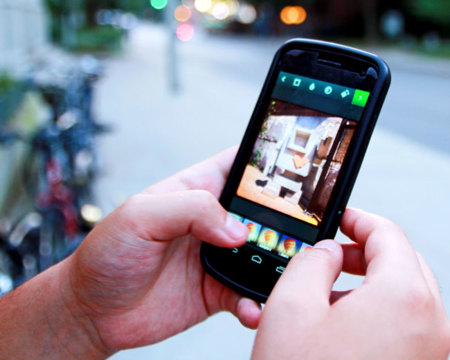 Instagram no quiere que subas tus fotos desde cualquier cosa que no sea su app oficial