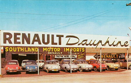 Concessionária Renault em Anaheim, Califórnia, em 1959