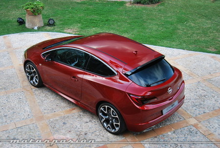 Opel Astra OPC