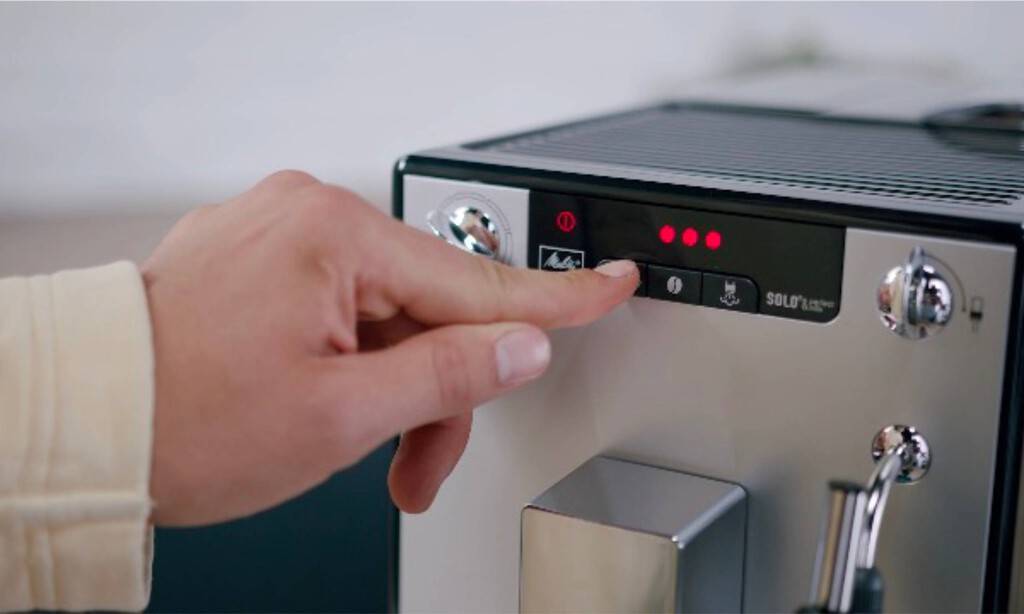 Disfruta del mejor café por la mañana con esta cafetera superautomática que arrasa en ventas 