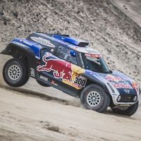 Carlos Sainz pierde sus opciones en el Dakar en una tercera etapa liderada por Stéphane Petehansel