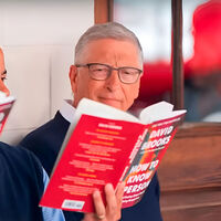 El "superpoder" de leer mucho en poco tiempo es menos superpoder cuando escuchas cómo lo consigue Bill Gates
